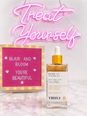 Truly Beauty Moon Lit - DISCONTINUED- HTF